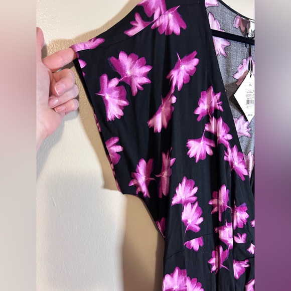 NWT Ava & Viv Woman Wrap Dress Black With Fusica Purple/Pink Floral Size XXL - Picture 7 of 13
